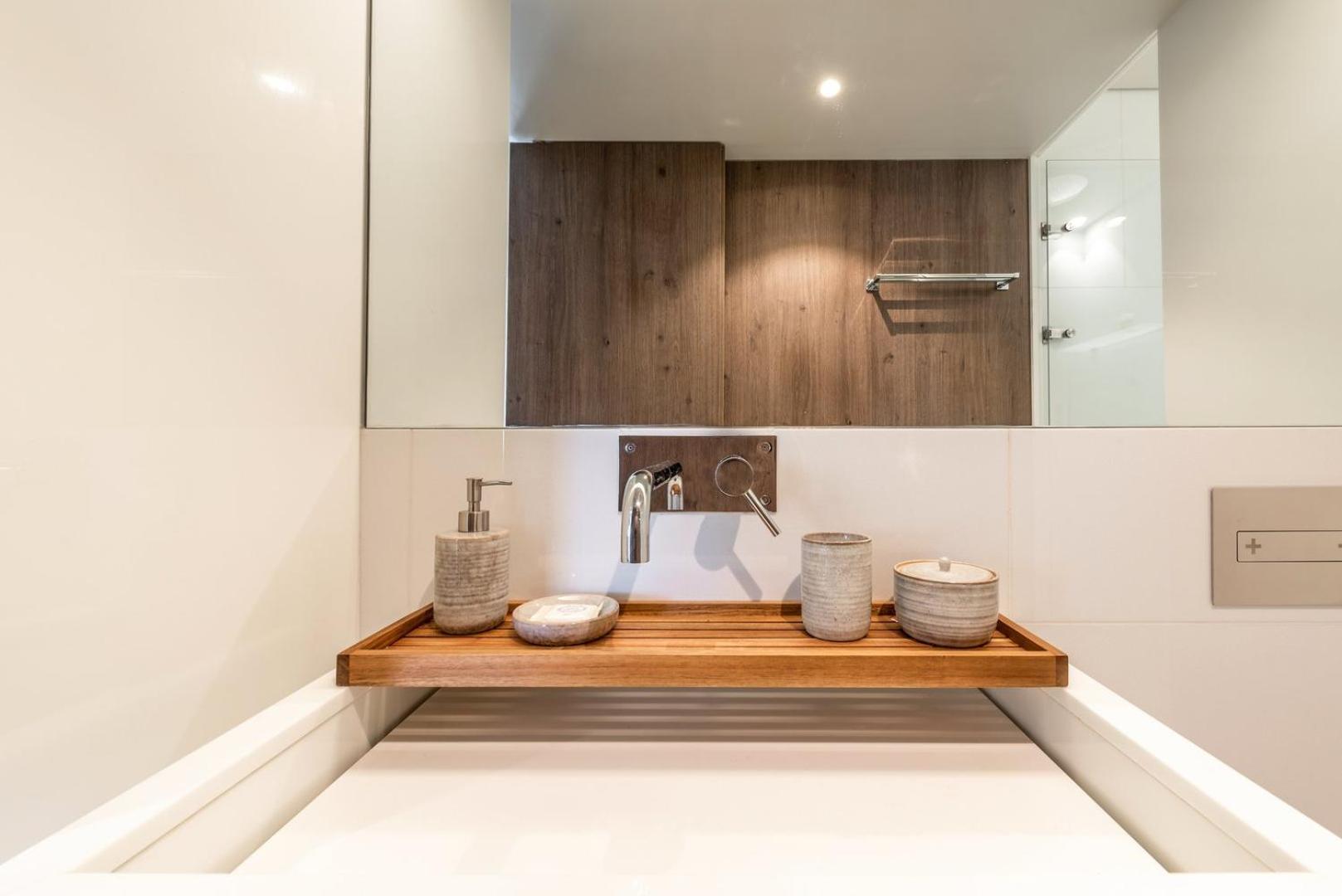 Guestready - 2Br Apt Carlos I With Terrace And Gym Leilighet Lisboa Eksteriør bilde